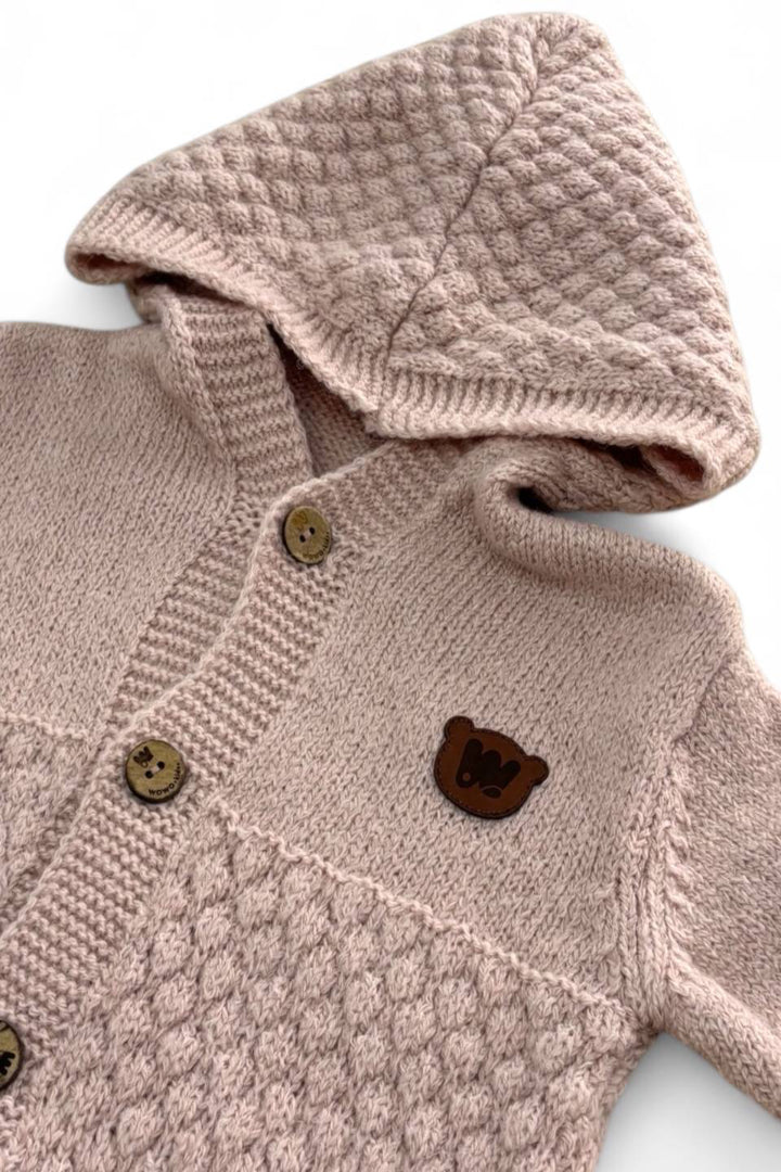 Strikket heldragt med varme sokker