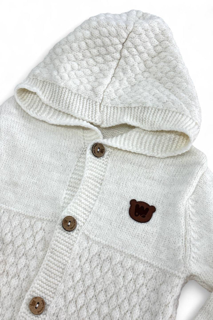 Strikket heldragt med varme sokker